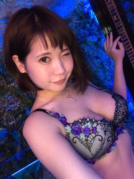 白い巨乳 新橋店|すず